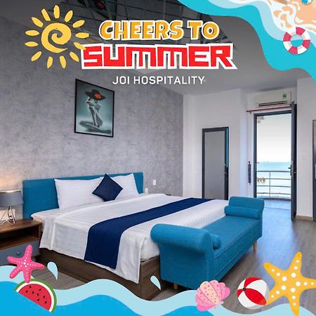 Joi Hospitality - Front Beach Вунгтау Экстерьер фото