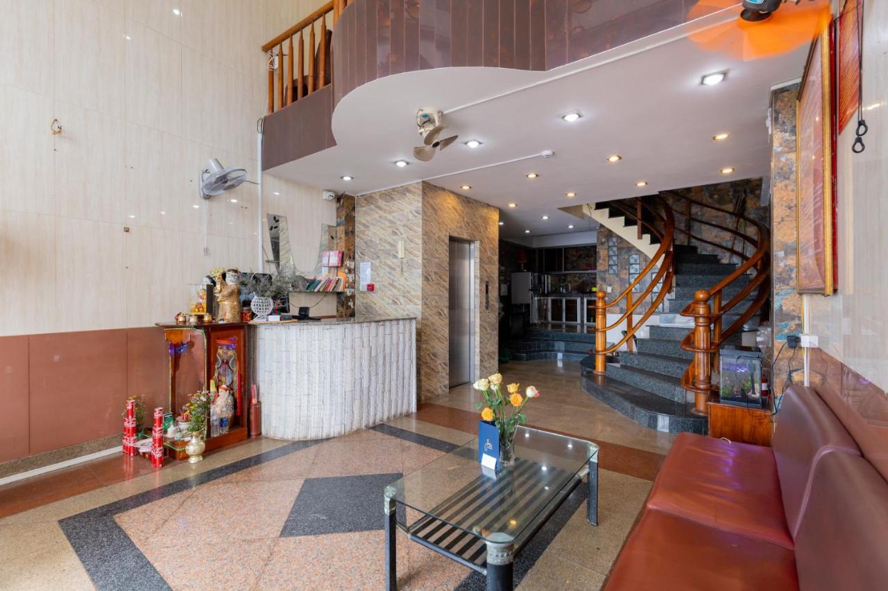 Joi Hospitality - Front Beach Вунгтау Экстерьер фото