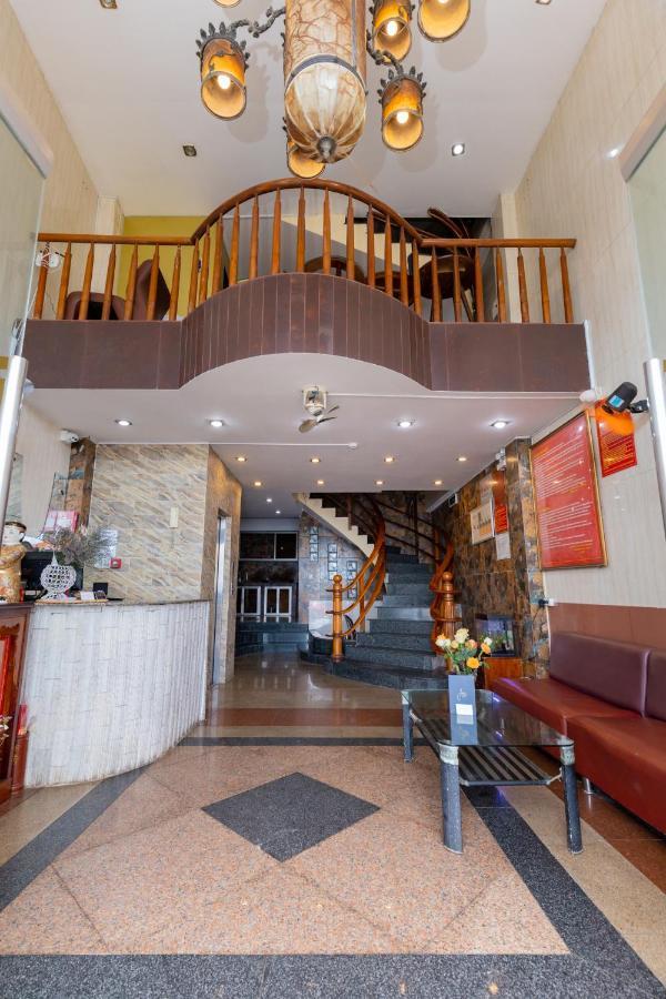 Joi Hospitality - Front Beach Вунгтау Экстерьер фото