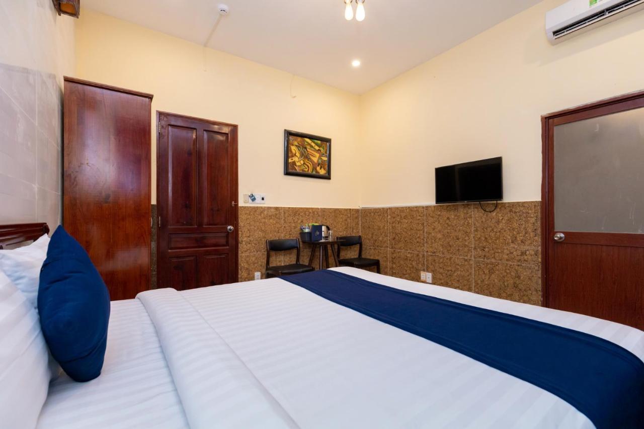 Joi Hospitality - Front Beach Вунгтау Экстерьер фото