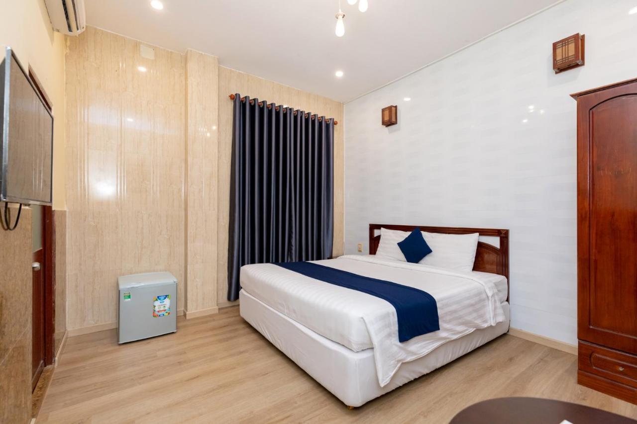 Joi Hospitality - Front Beach Вунгтау Экстерьер фото