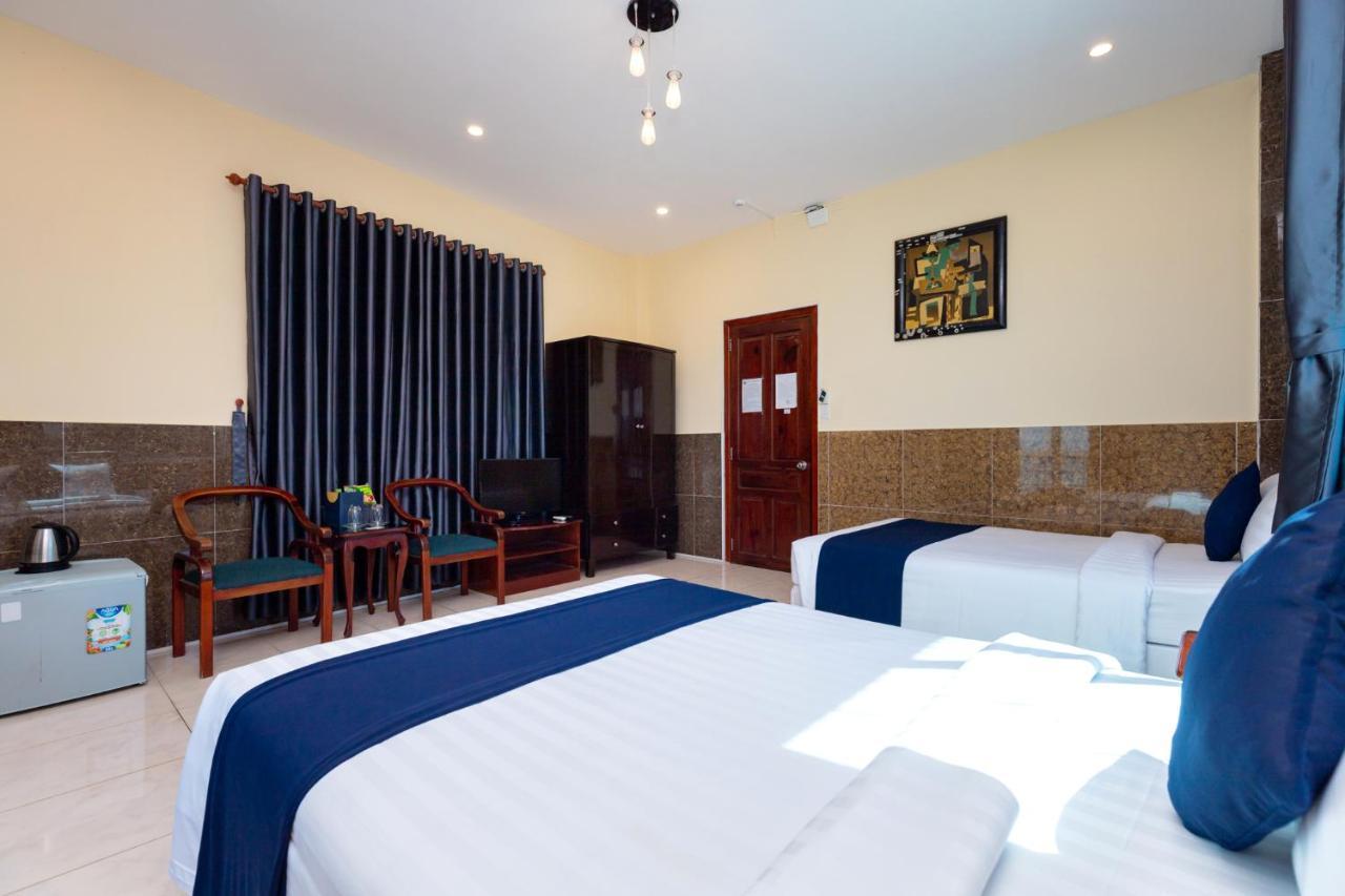 Joi Hospitality - Front Beach Вунгтау Экстерьер фото